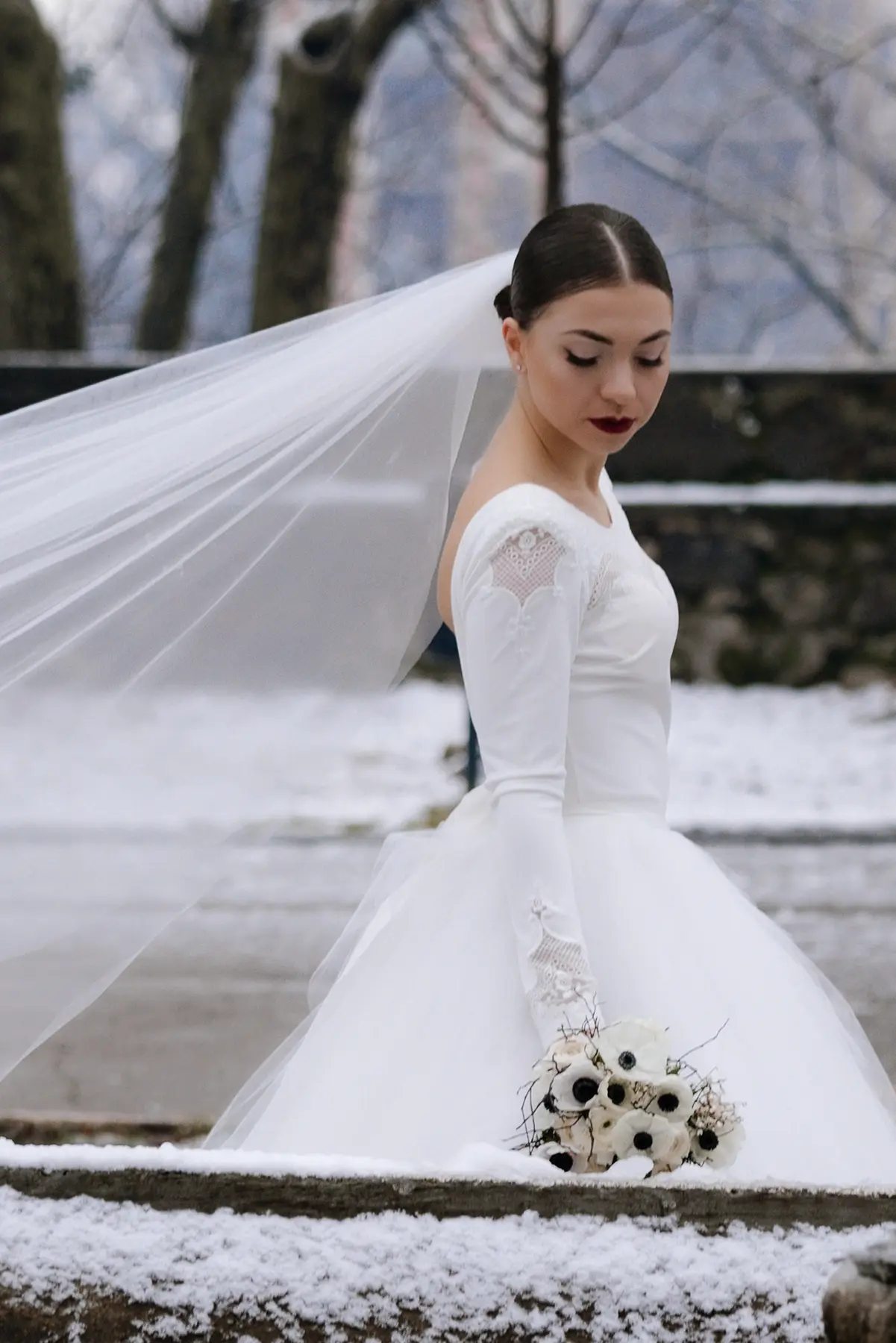 Abito nuziale principessa in tulle con schiena nuda